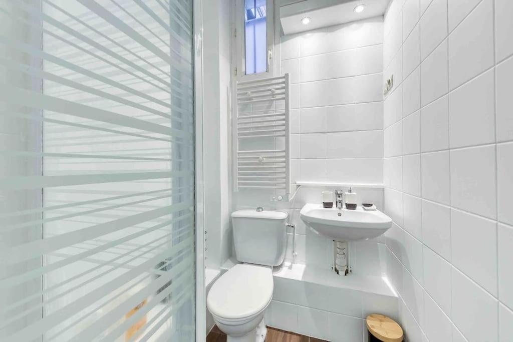 Paris Gentilly Appartement Tout Equipe - Rer B 외부 사진